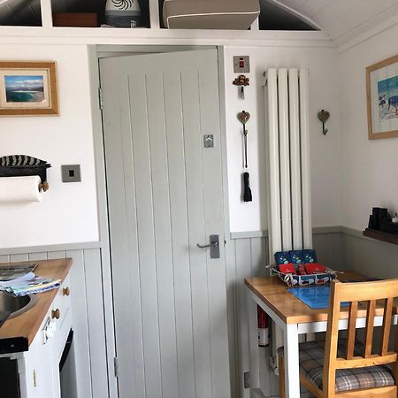 Fisherman'S Hut Tarbert  Exterior photo